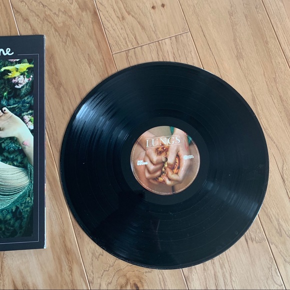 SOLD❌Florence and the Machine Black vinyl - Picture 5 of 5